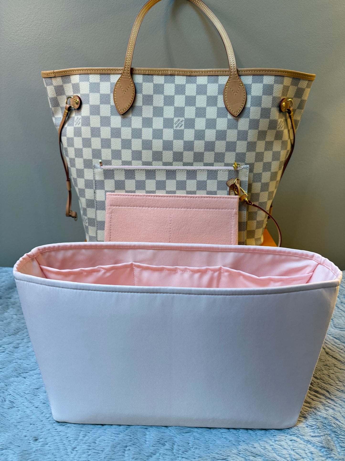 Louis Vuitton Neverfull MM Azur/Rose Ballerine-New