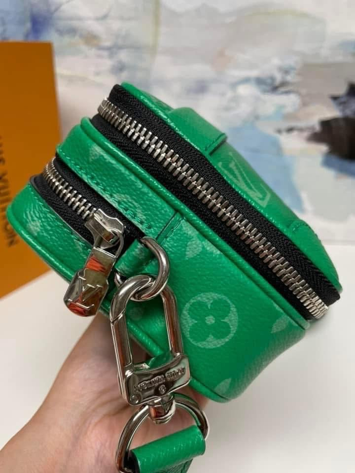 Louis Vuitton Alpha Wearable Wallet in Taigarama (Unisex)